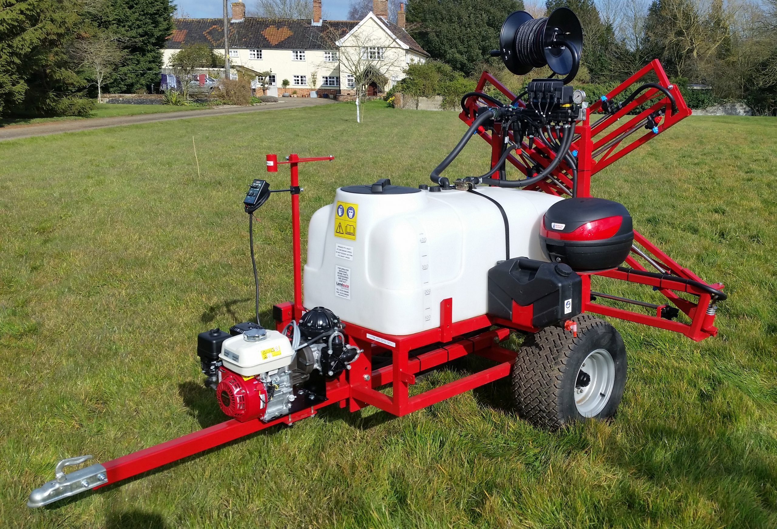 09 Amenity Trailed 600 ltr 8m elec controls & engine driven pump