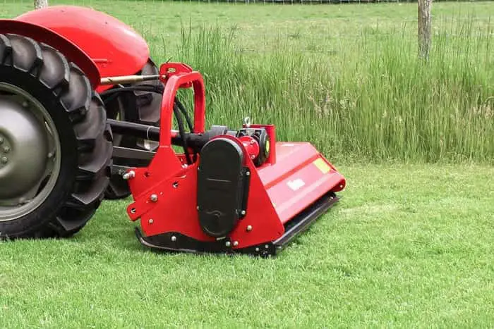 WHF-Winton-hydraulic-side-shift-flail-mower-Massey-Ferguson-edit4-2