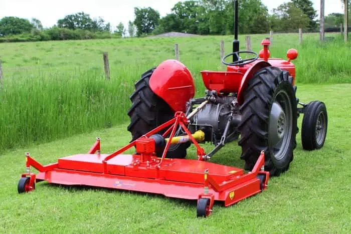 EA215-Agrint-finishing-mower-Massey-Ferguson-edit-2-scaled